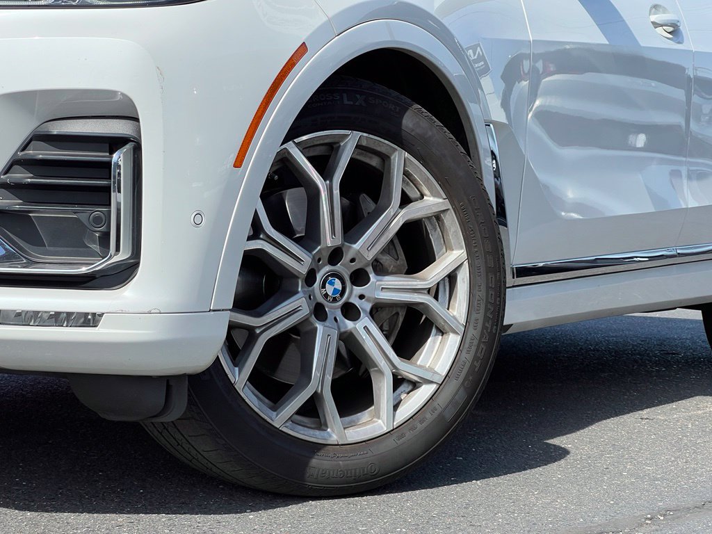 Used 2022 BMW X7 xDrive40i AWD/4WD image 2