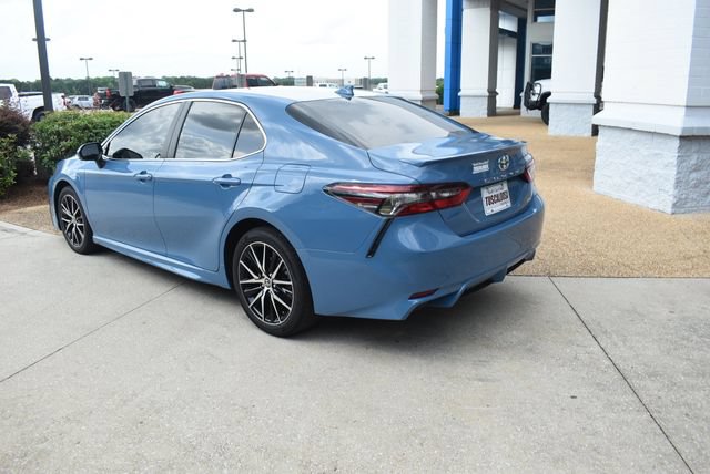 Used 2023 Toyota Camry SE w/ Convenience Package FWD image 8