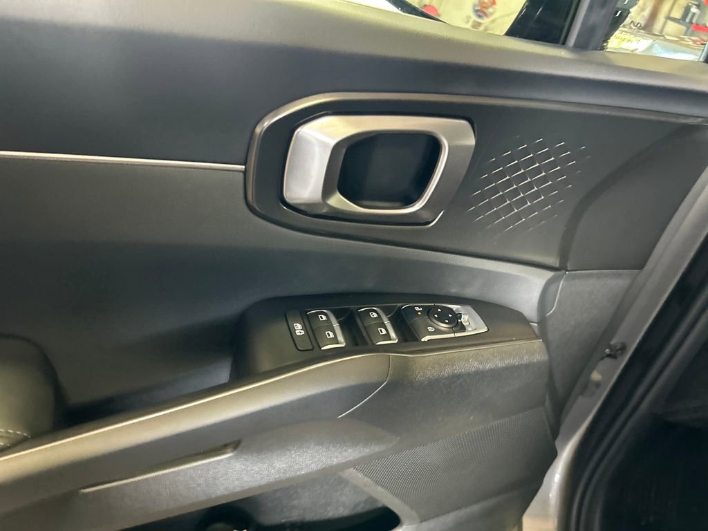 New 2026 Kia Sorento EX image 12