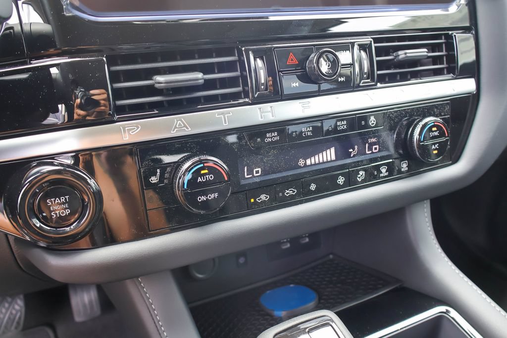 New 2026 Nissan Pathfinder SV w/ SV Premium Package FWD image 13