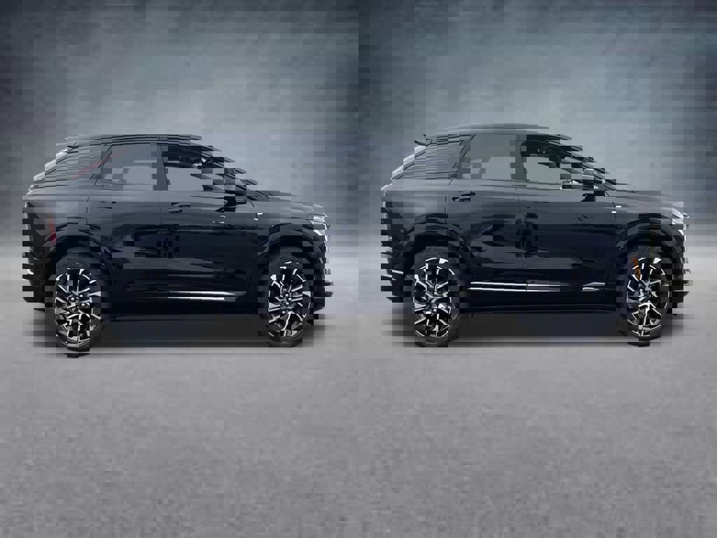 New 2026 Cadillac Optiq Sport 1 image 10