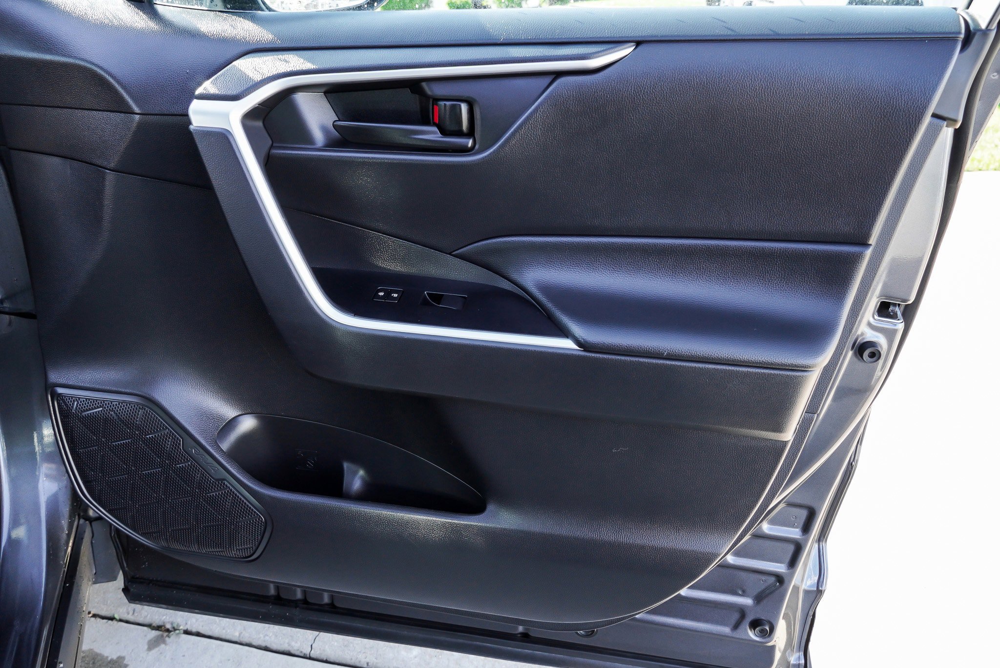 Certified 2024 Toyota RAV4 LE image 26