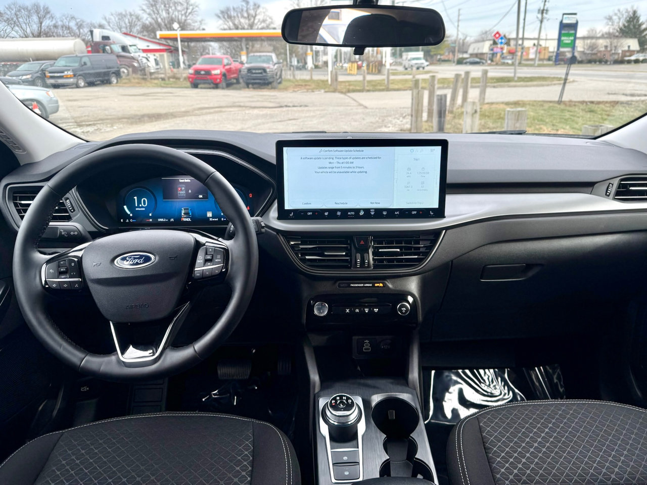 Used 2025 Ford Escape Active w/ Active Premium Tech Pack image 6