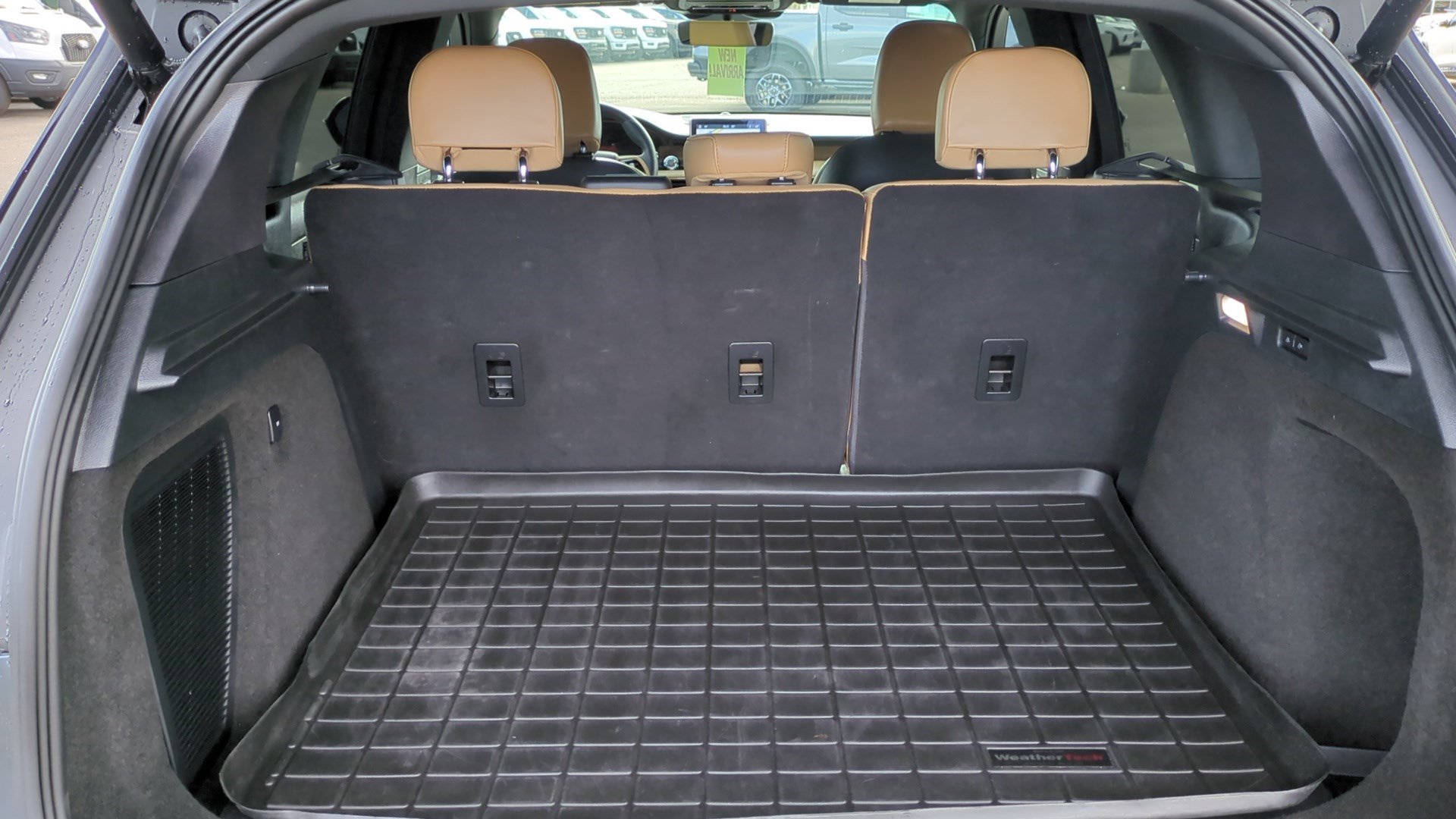 Used 2021 Lincoln Corsair Reserve w/ Equipment Group 201A image 28