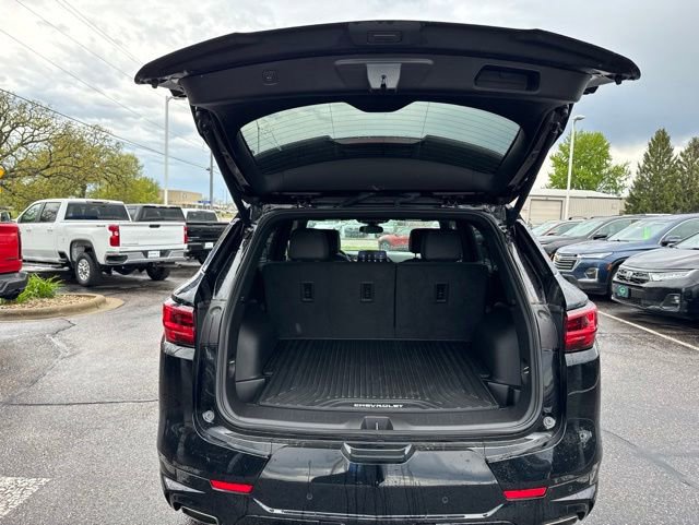 Used 2025 Chevrolet Blazer RS w/ Enhanced Convenience Package AWD/4WD image 7