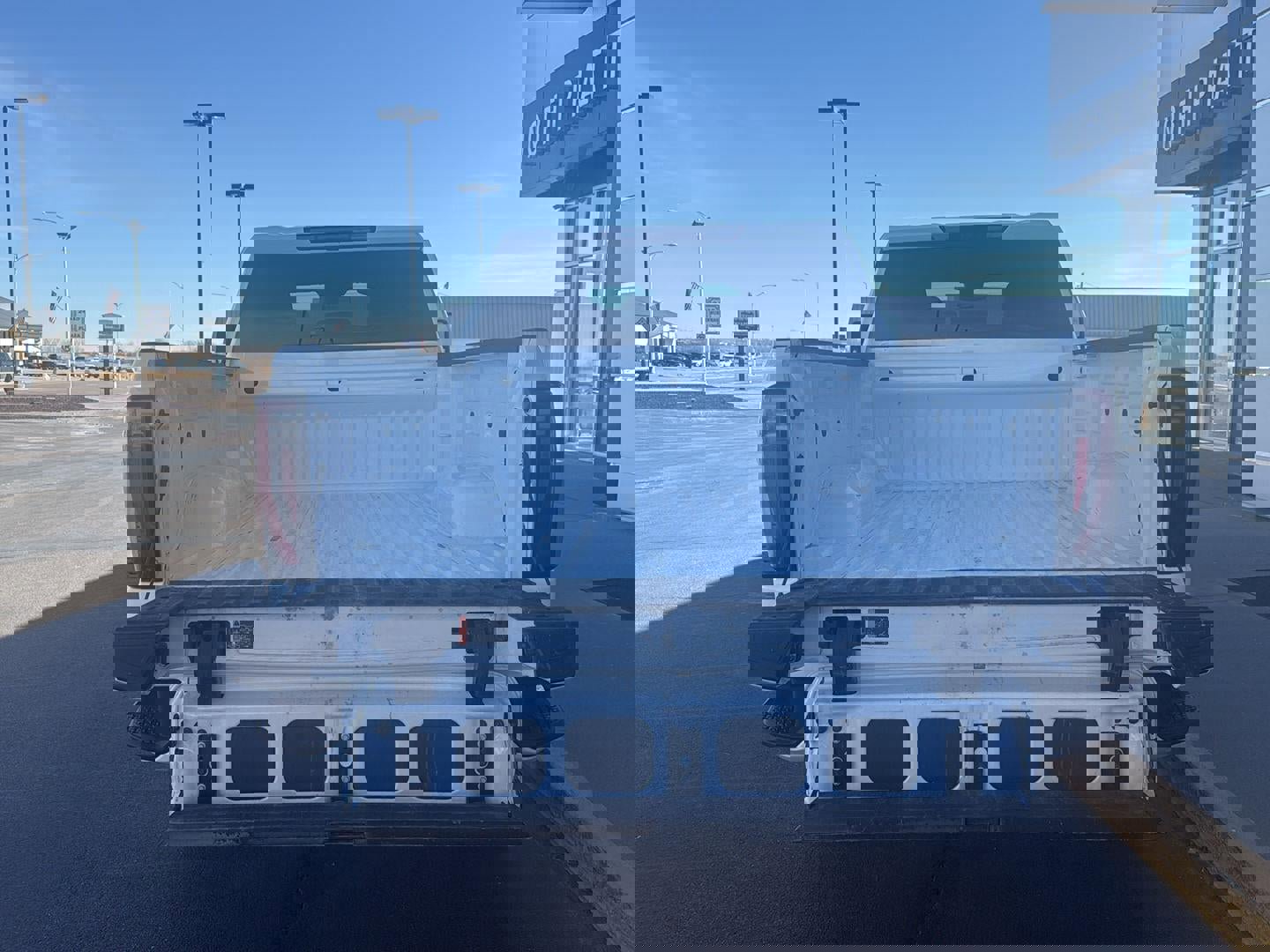 Used 2025 GMC Sierra 2500 AT4 image 4