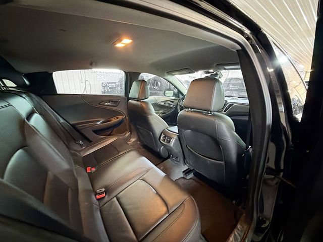 Used 2016 Chevrolet Malibu LT FWD image 11