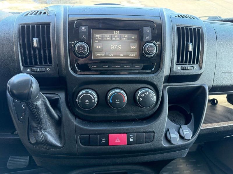 Used 2018 RAM ProMaster 3500 image 12