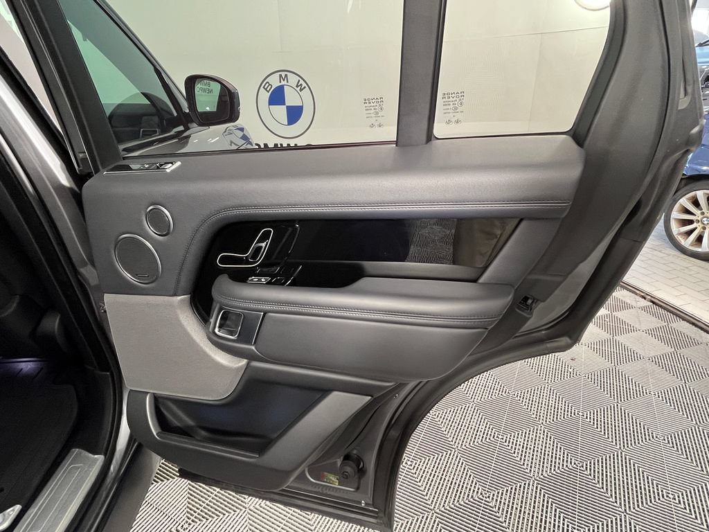 Used 2019 Land Rover Range Rover HSE AWD/4WD image 24