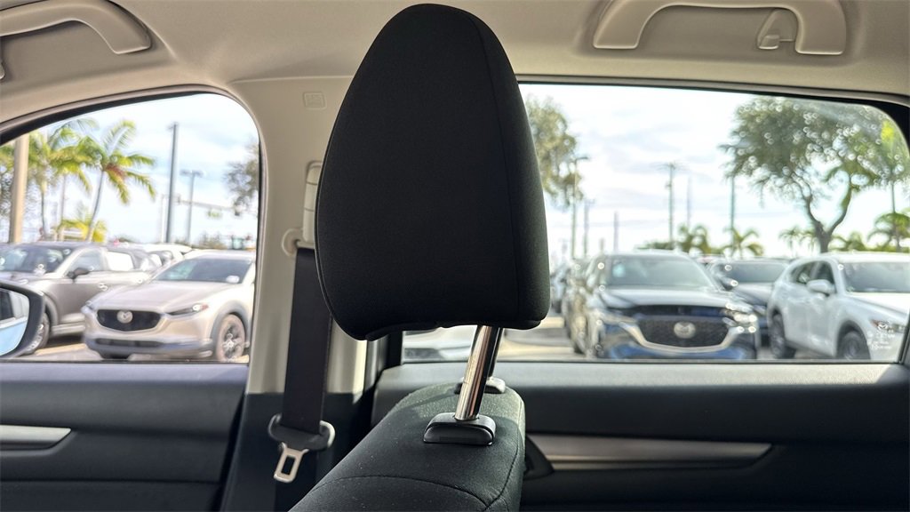 Used 2019 MAZDA CX-5 Sport w/ I-ACTIVSENSE Package image 17