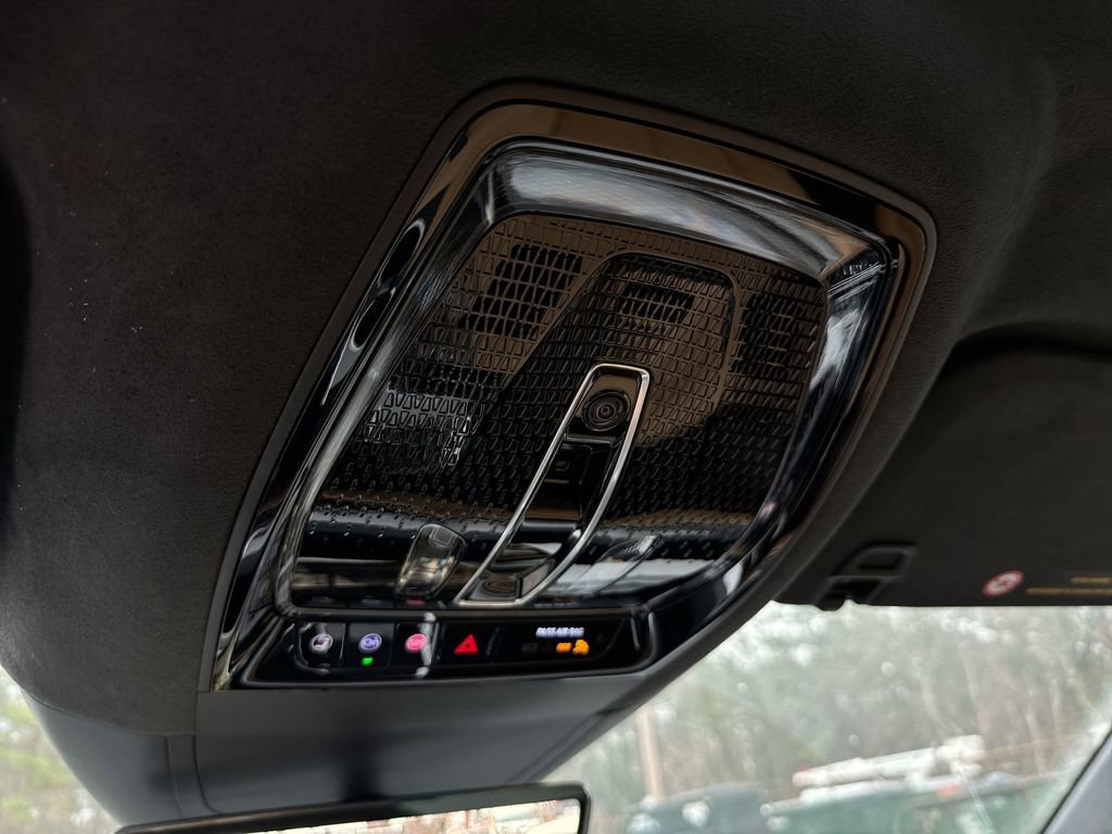 Used 2025 Cadillac Escalade IQ Luxury 2 AWD/4WD image 19