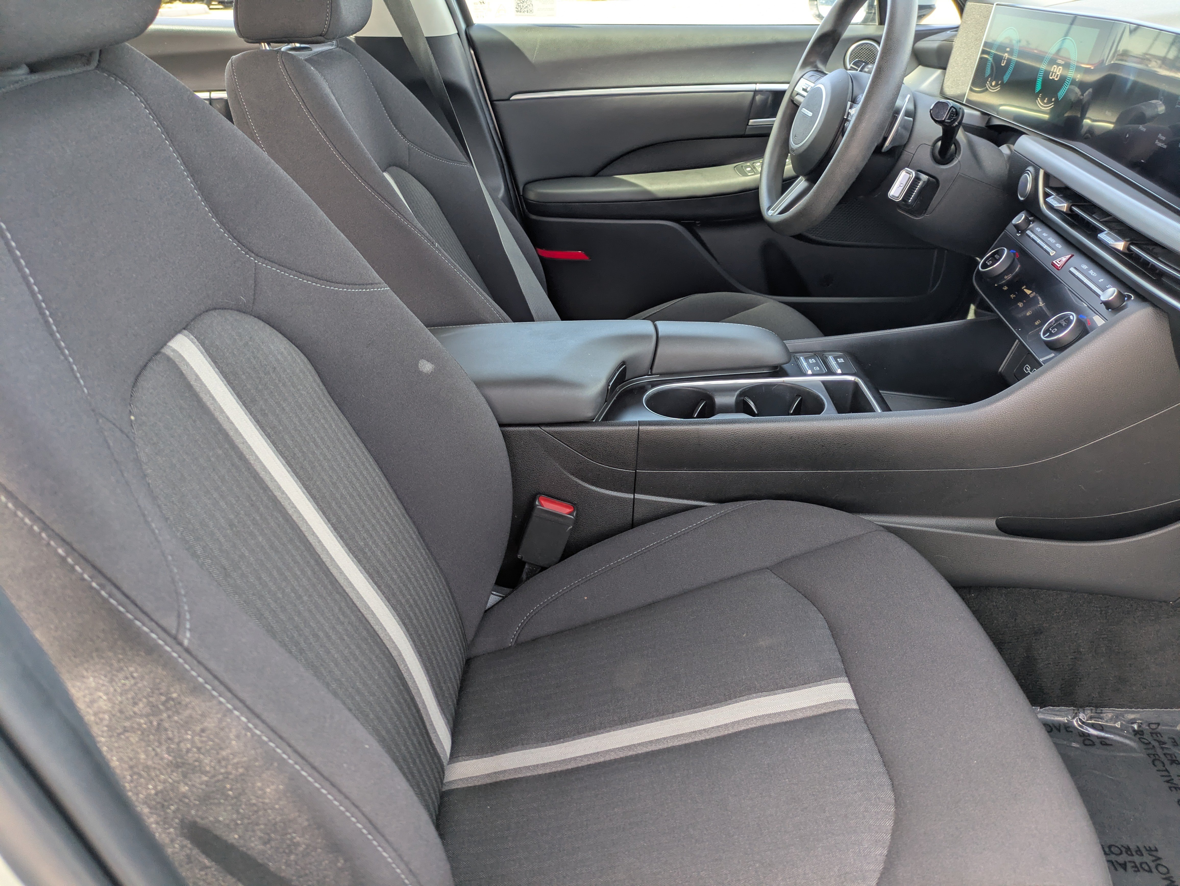 Used 2024 Hyundai Sonata SEL FWD image 11