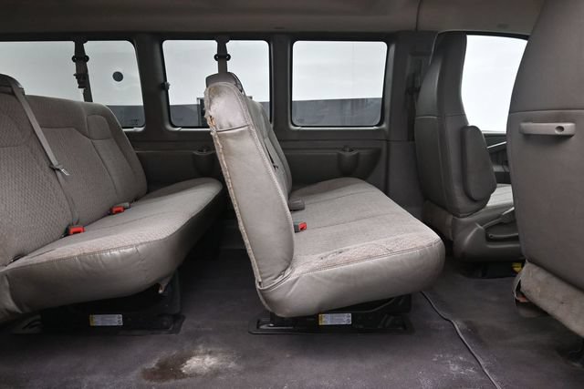 Used 2016 Chevrolet Express 3500 LT w/ LT Preferred Equipment Group RWD image 20