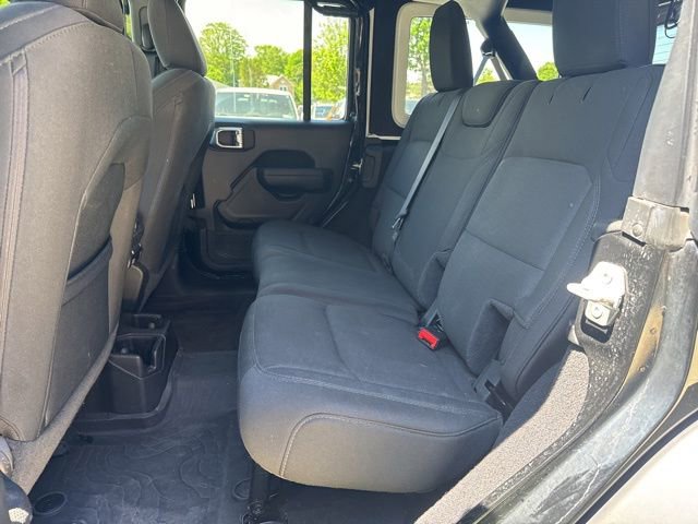 Used 2022 Jeep Wrangler Unlimited Sport AWD/4WD image 25