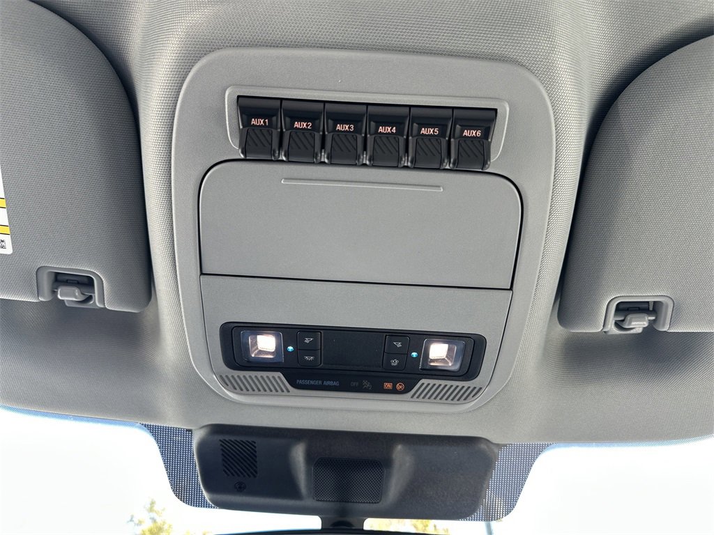 New 2025 Ford F250 XL w/ XL Chrome Package image 26