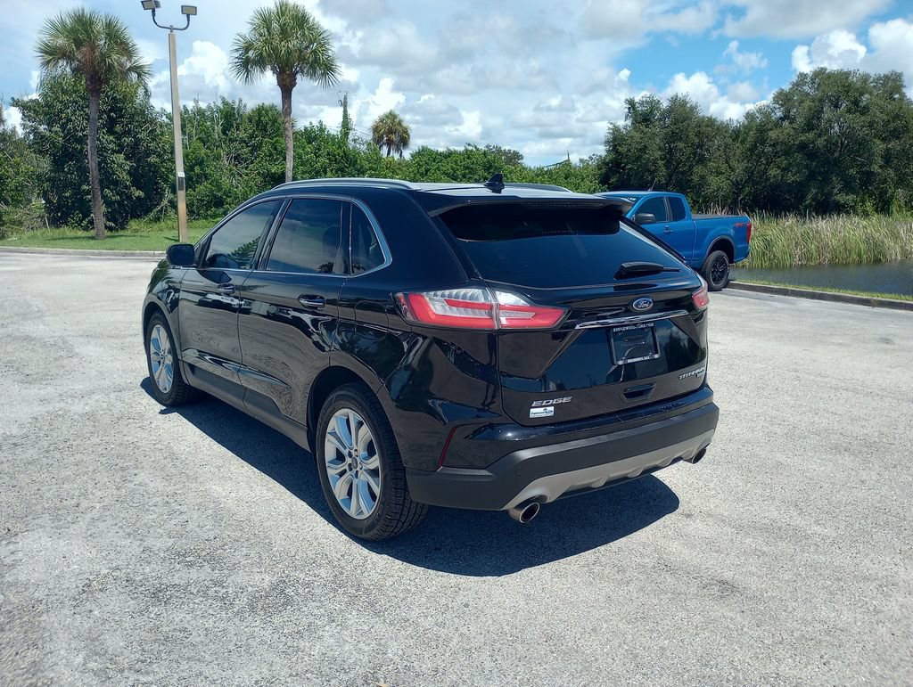 Used 2020 Ford Edge Titanium FWD image 5