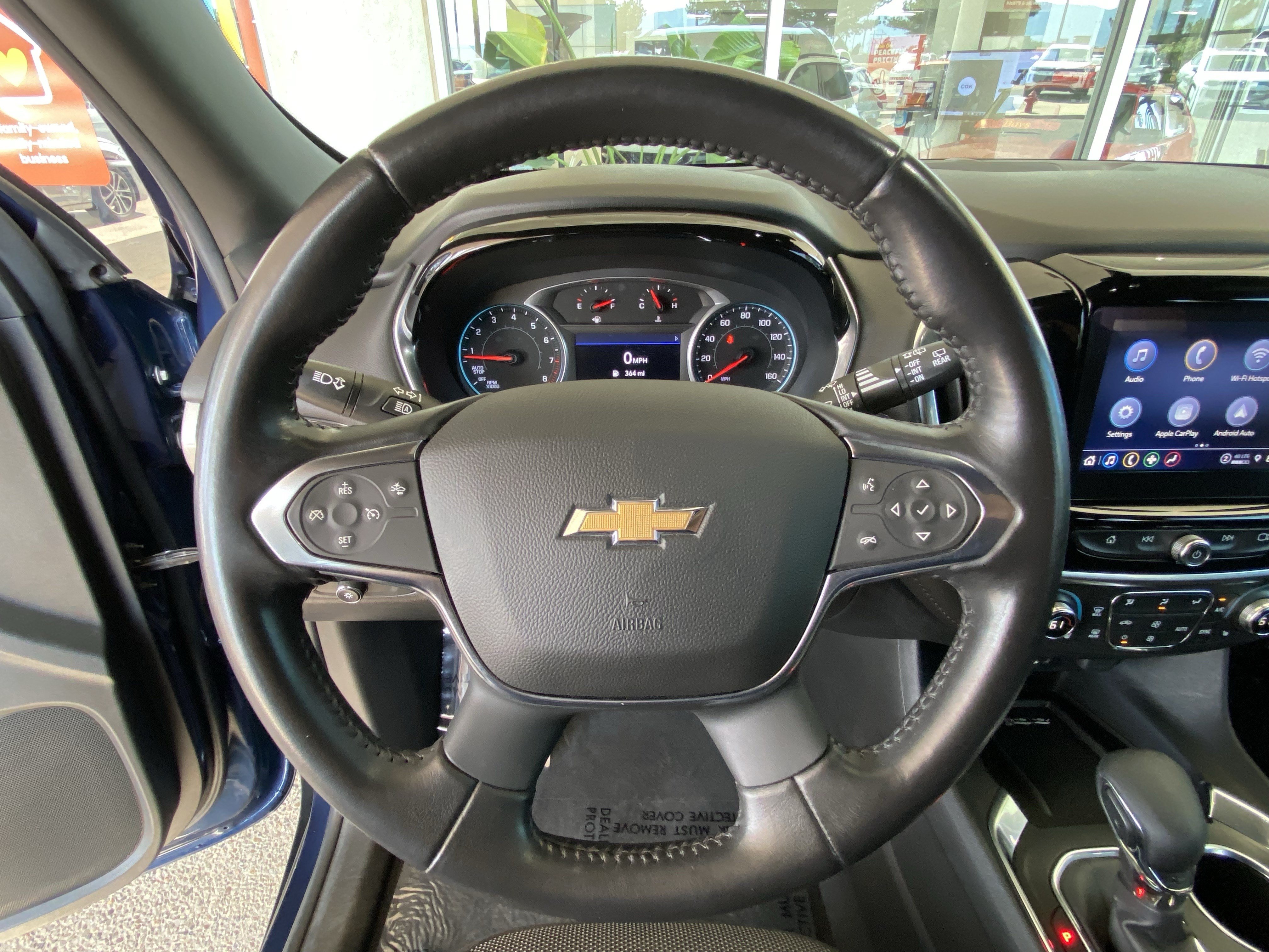 Used 2022 Chevrolet Traverse LT FWD image 30