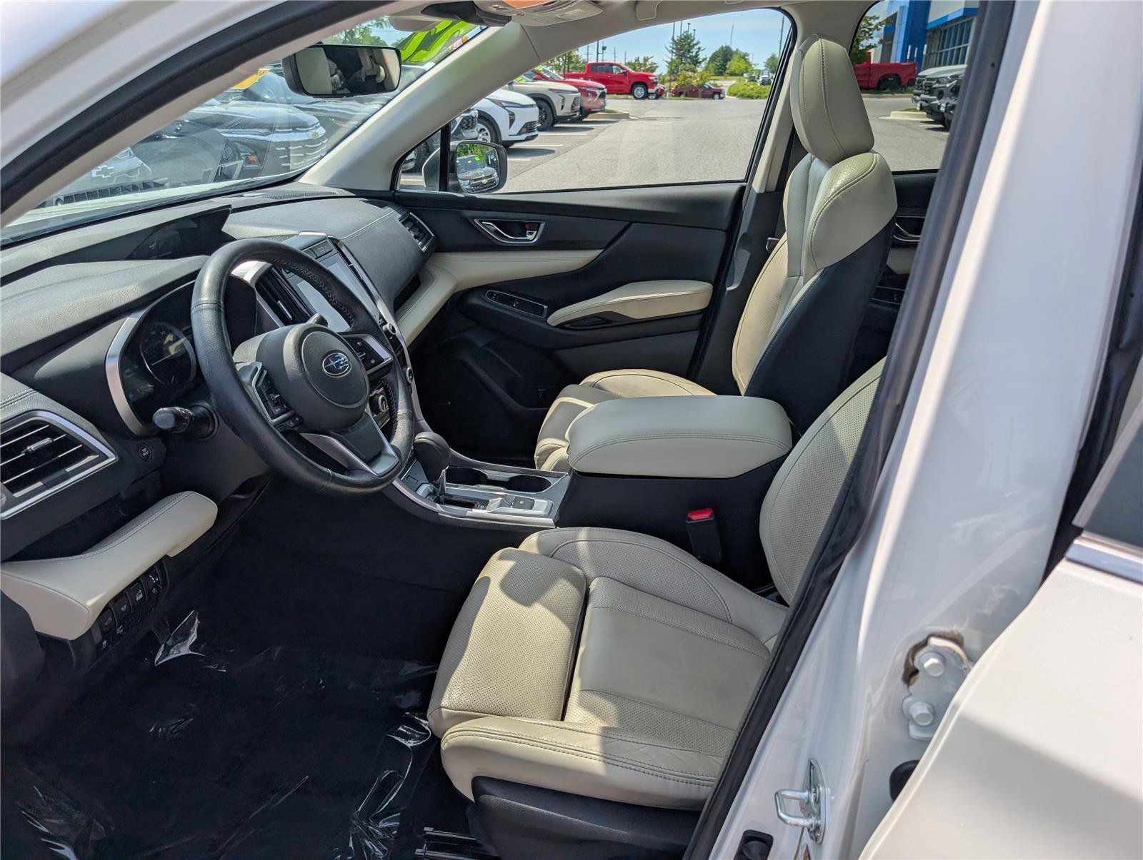 Used 2022 Subaru Ascent Limited w/ Technology Package AWD/4WD image 17