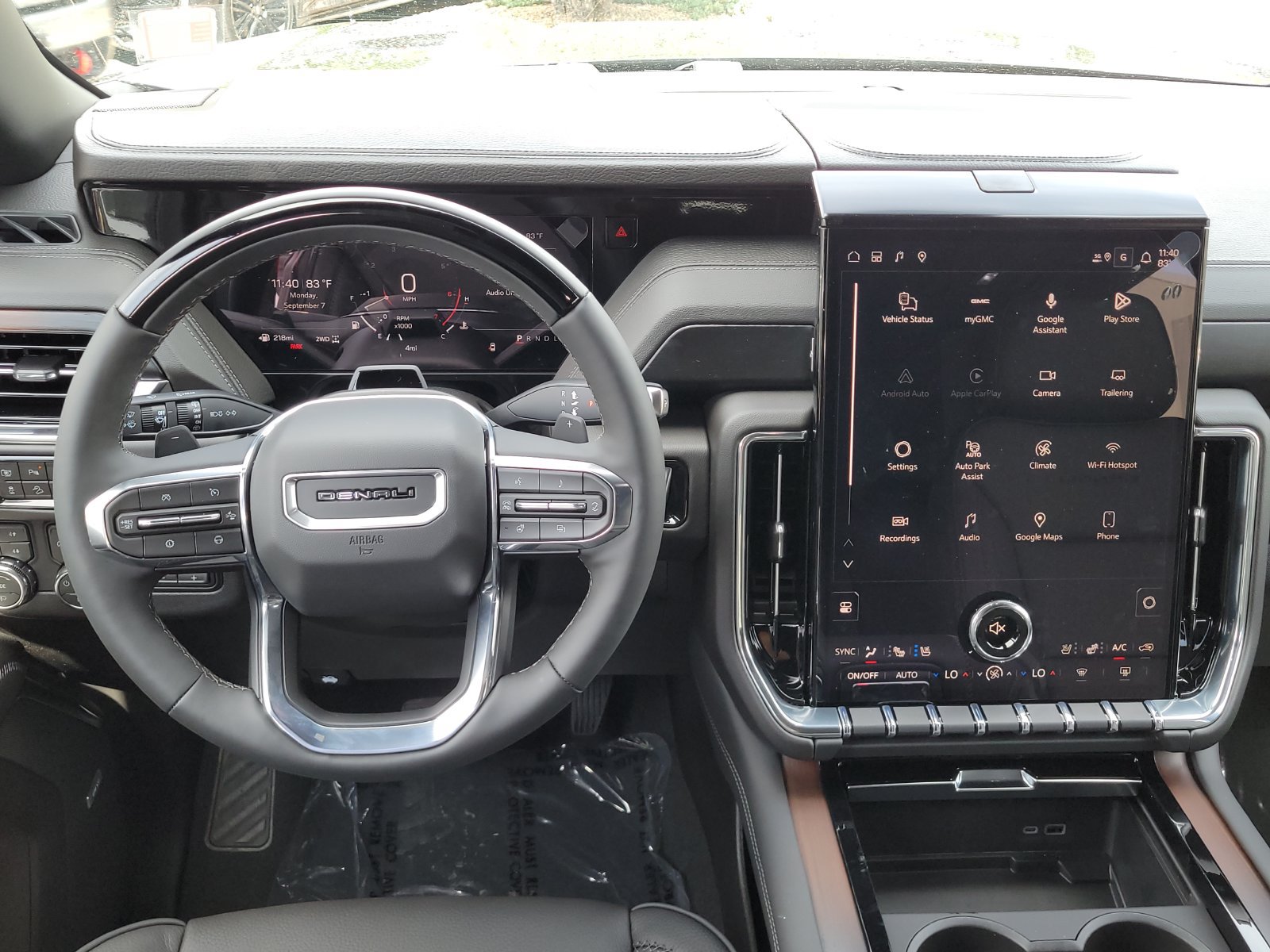 New 2026 GMC Yukon XL Denali w/ Denali Reserve Package AWD/4WD image 9