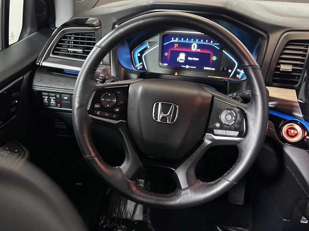 Used 2024 Honda Odyssey Elite image 12