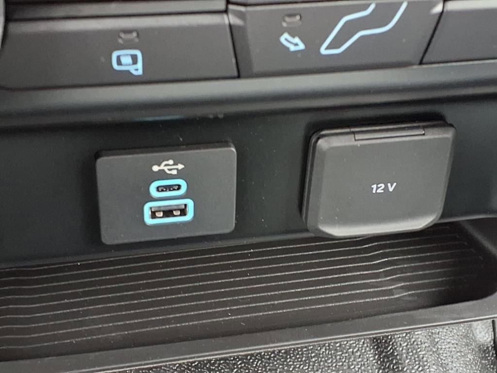 New 2023 Ford F350 XL w/ XL Chrome Package image 12