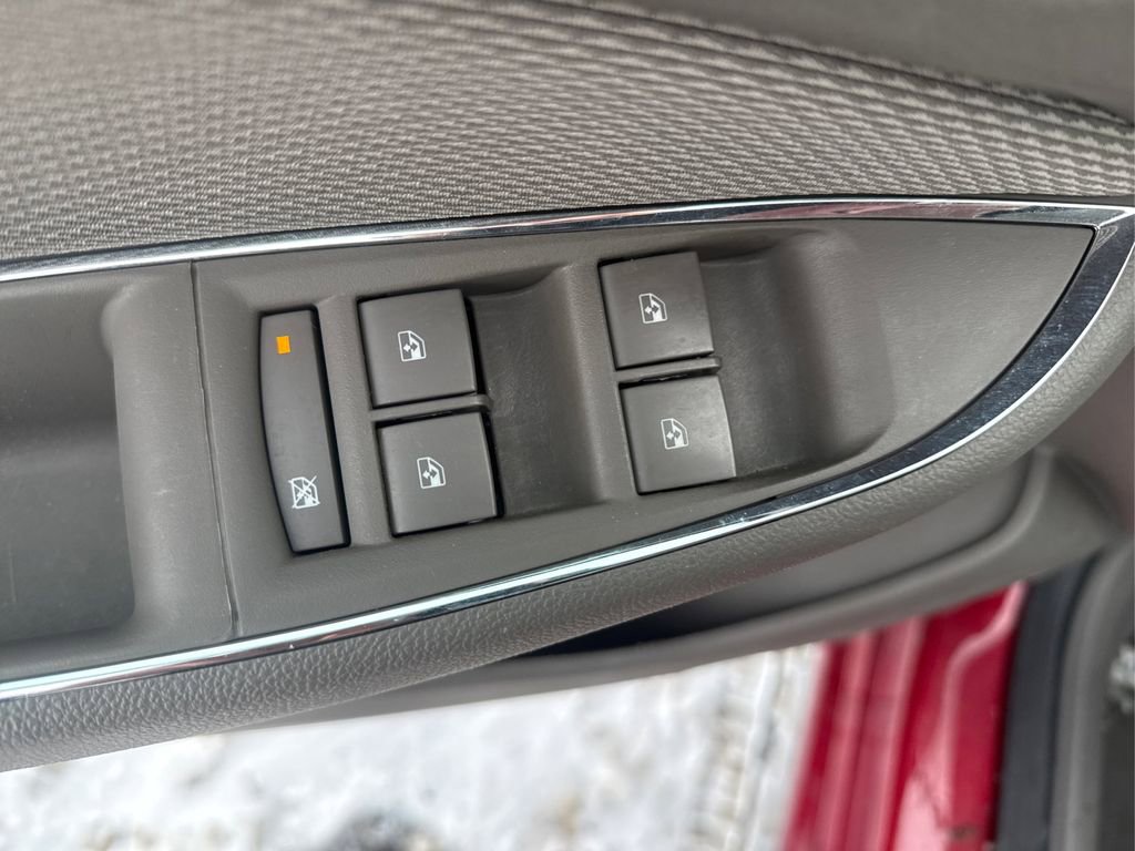 Used 2017 Chevrolet Cruze LT w/ Convenience Package image 10