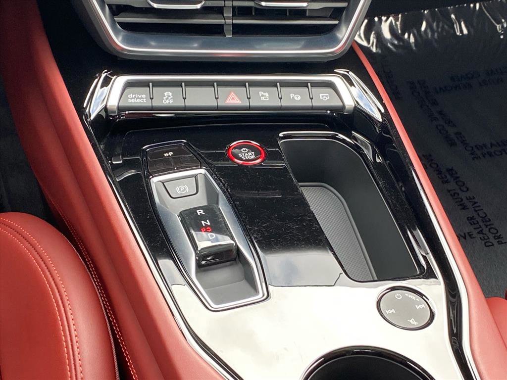 Used 2022 Audi RS e-tron GT w/ Carbon Performance Package image 12