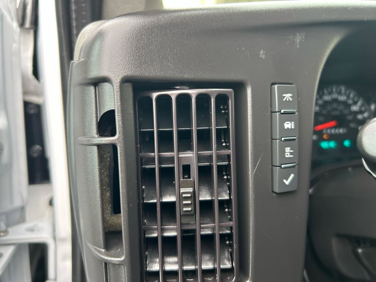 Used 2023 GMC Savana 2500 w/ Driver Convenience Package RWD image 23
