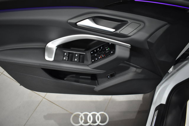 Used 2025 Audi Q5 Premium w/ Convenience Package image 33