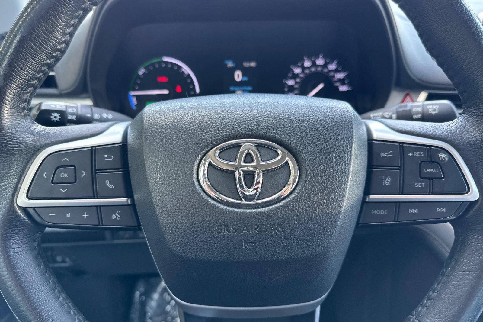 Certified 2023 Toyota Sienna XLE image 32