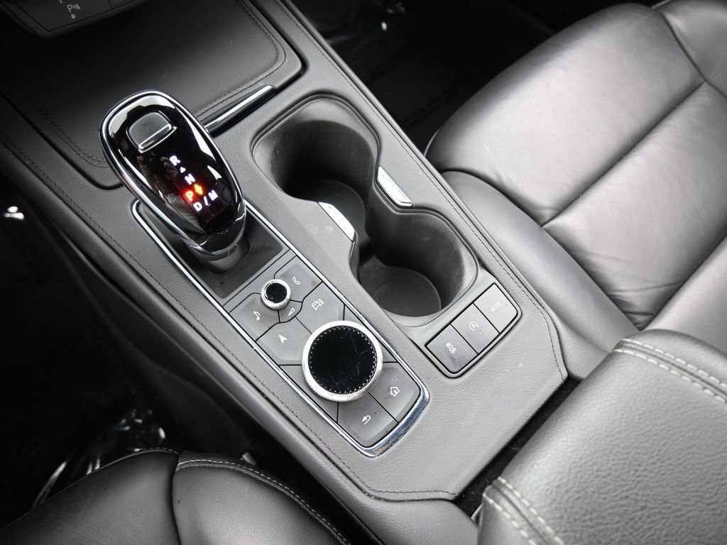 Used 2024 Cadillac XT4 Premium Luxury image 18