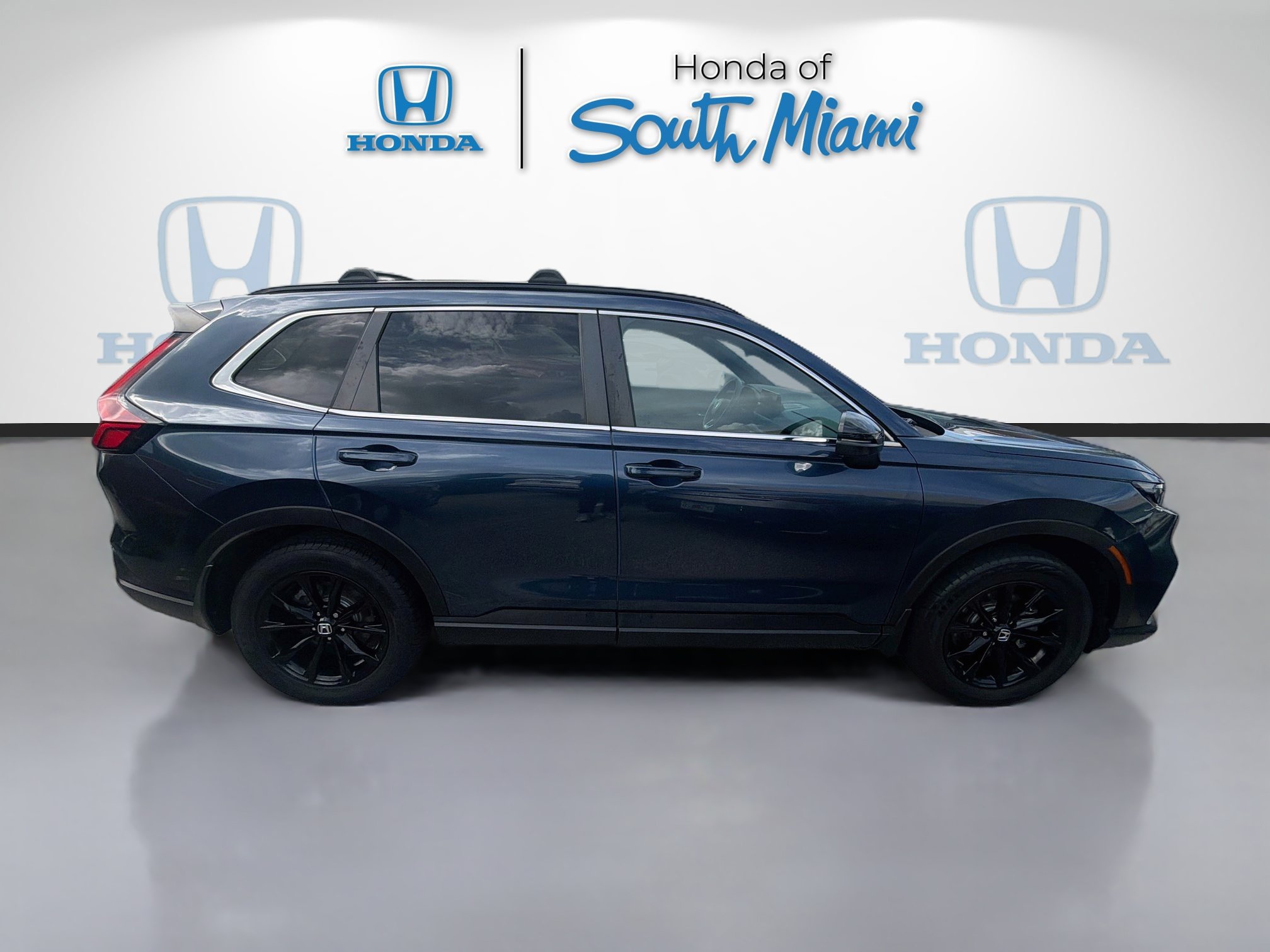 Used 2024 Honda CR-V Sport-L image 8
