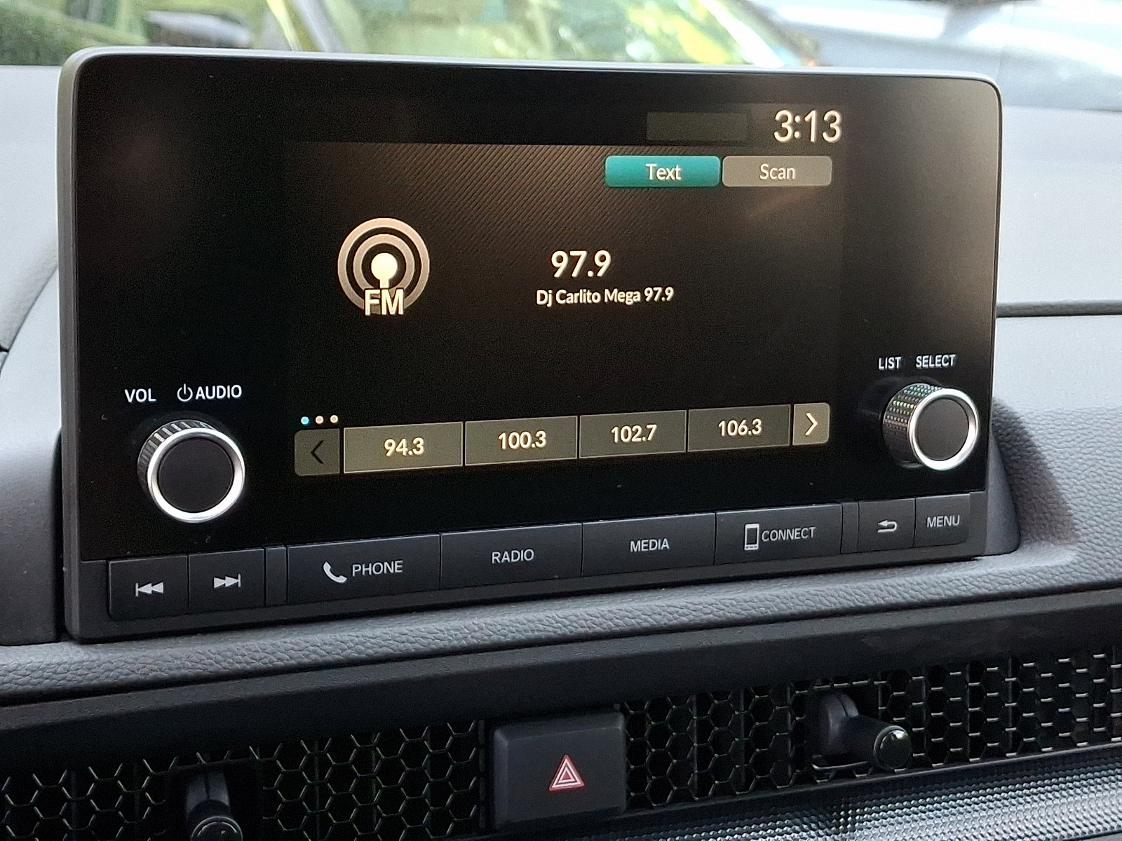 Used 2023 Honda CR-V EX image 17