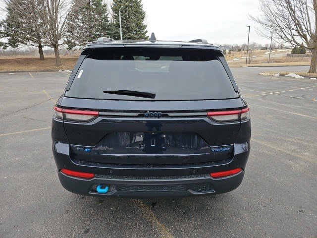 Used 2024 Jeep Grand Cherokee Trailhawk image 5