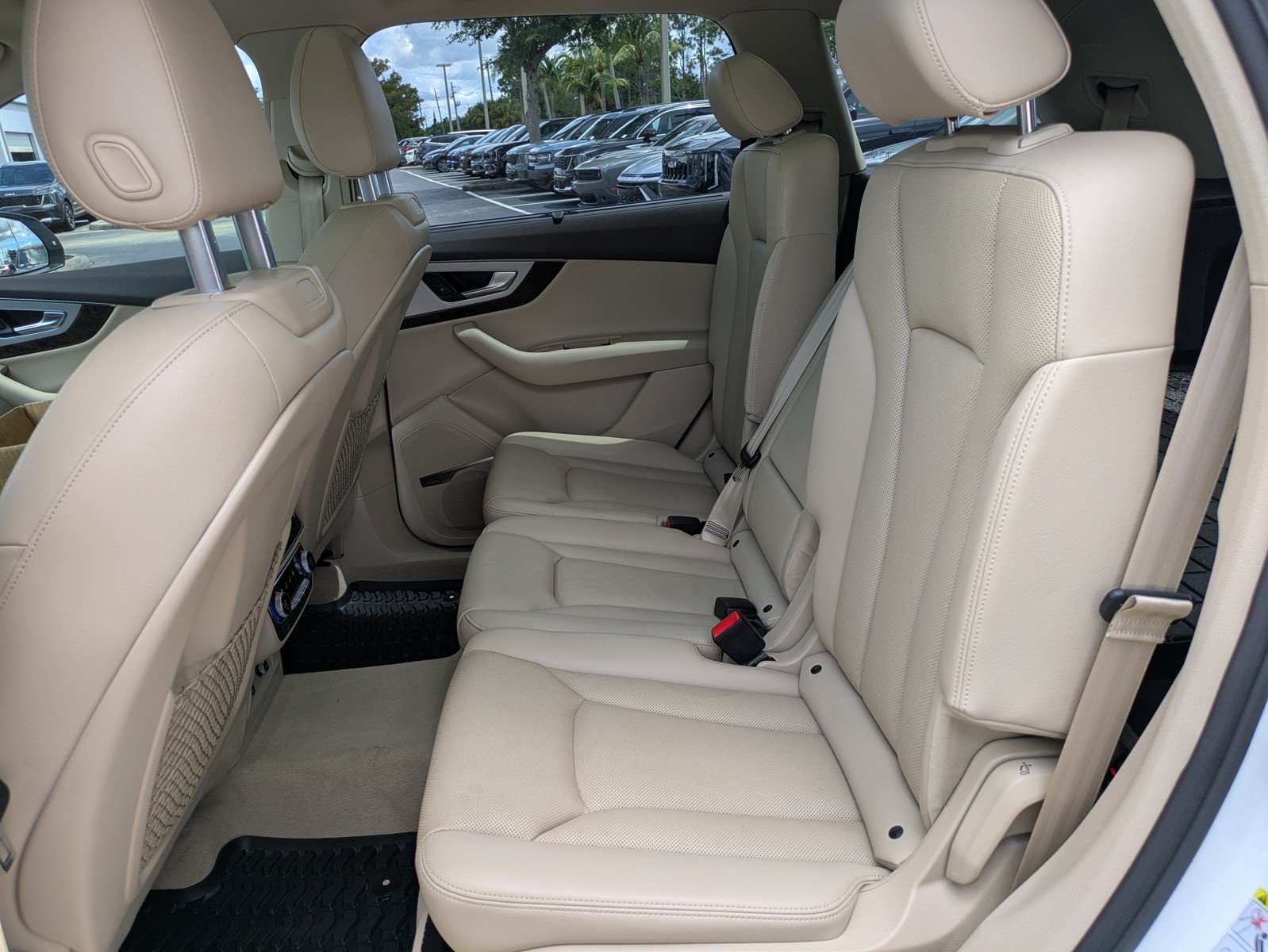 Used 2019 Audi Q7 2.0T Premium Plus AWD/4WD image 12
