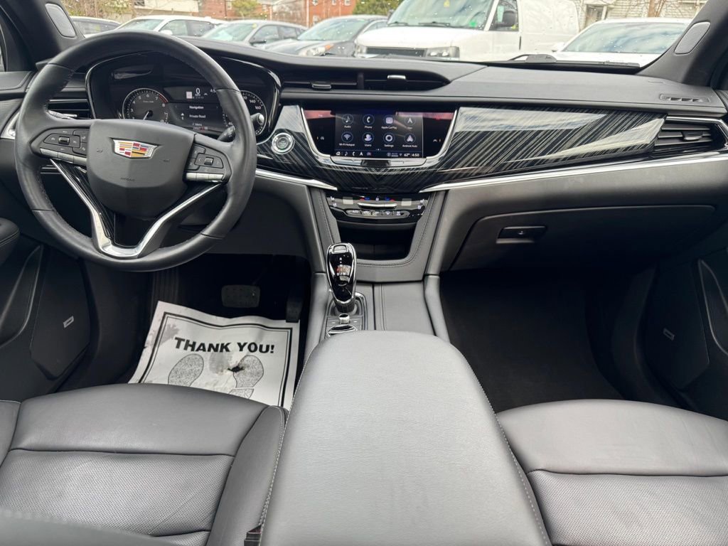 Used 2024 Cadillac XT6 Premium Luxury image 23
