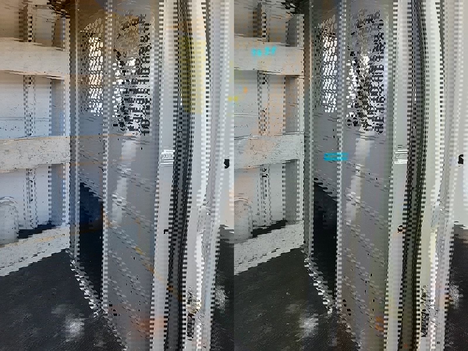 Used 2016 GMC Savana 2500 image 14