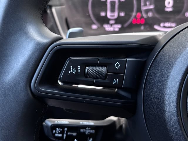 Certified 2025 Porsche Cayenne S AWD/4WD image 16
