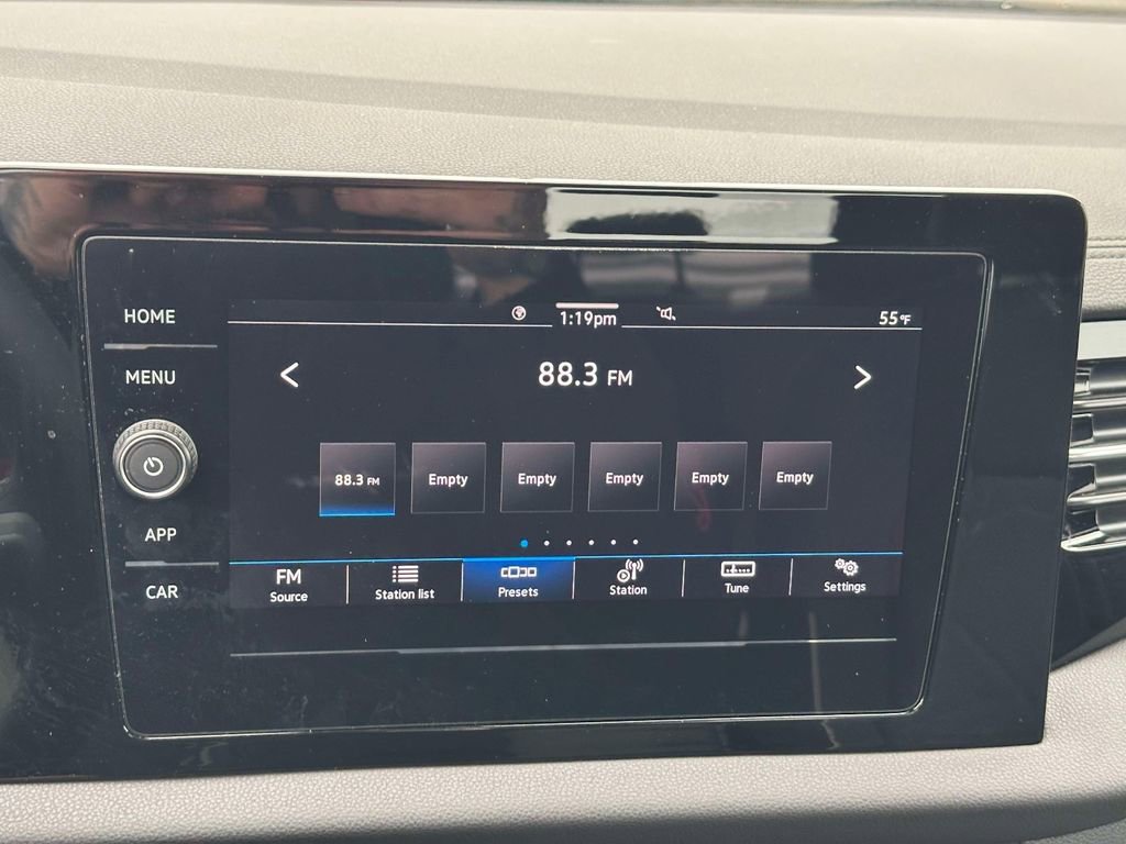 Used 2025 Volkswagen Jetta Sport image 38