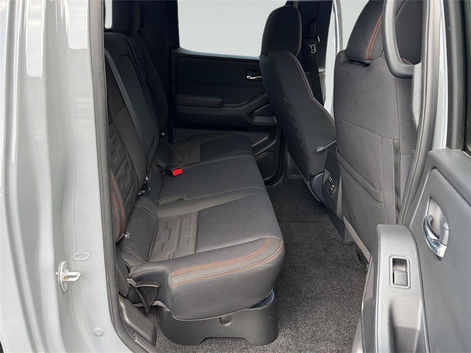 Used 2023 Nissan Frontier PRO-4X w/ Pro Convenience Package AWD/4WD image 30