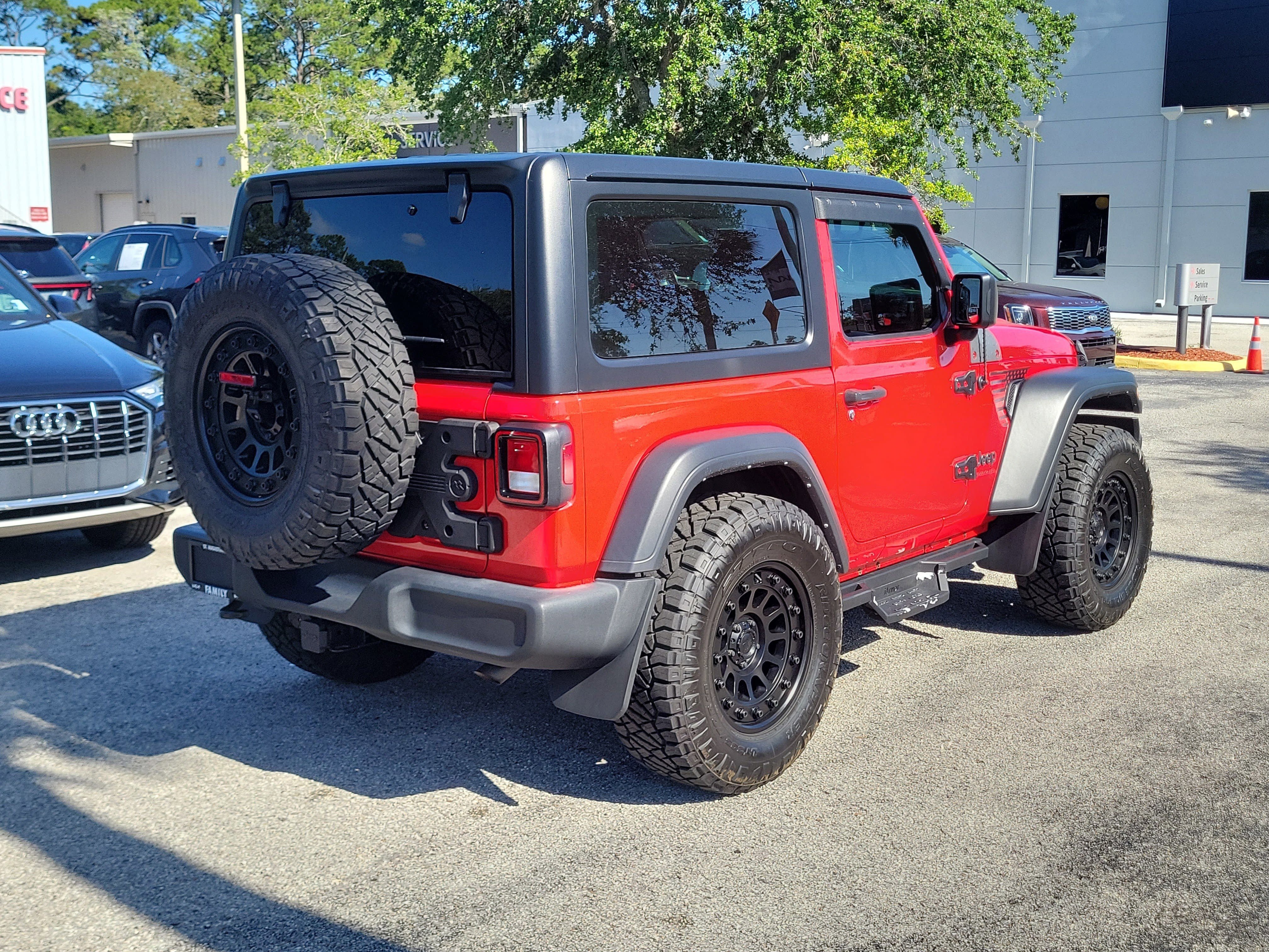 Used 2022 Jeep Wrangler Sport AWD/4WD image 6