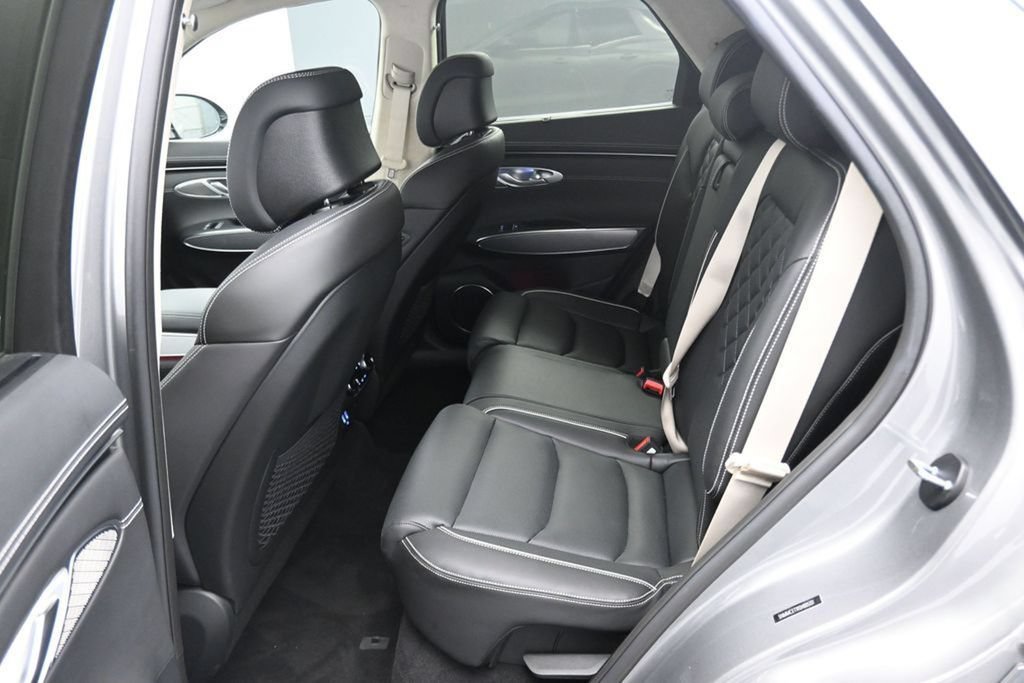 Used 2025 Genesis Electrified GV70 w/ Prestige Package AWD/4WD image 13