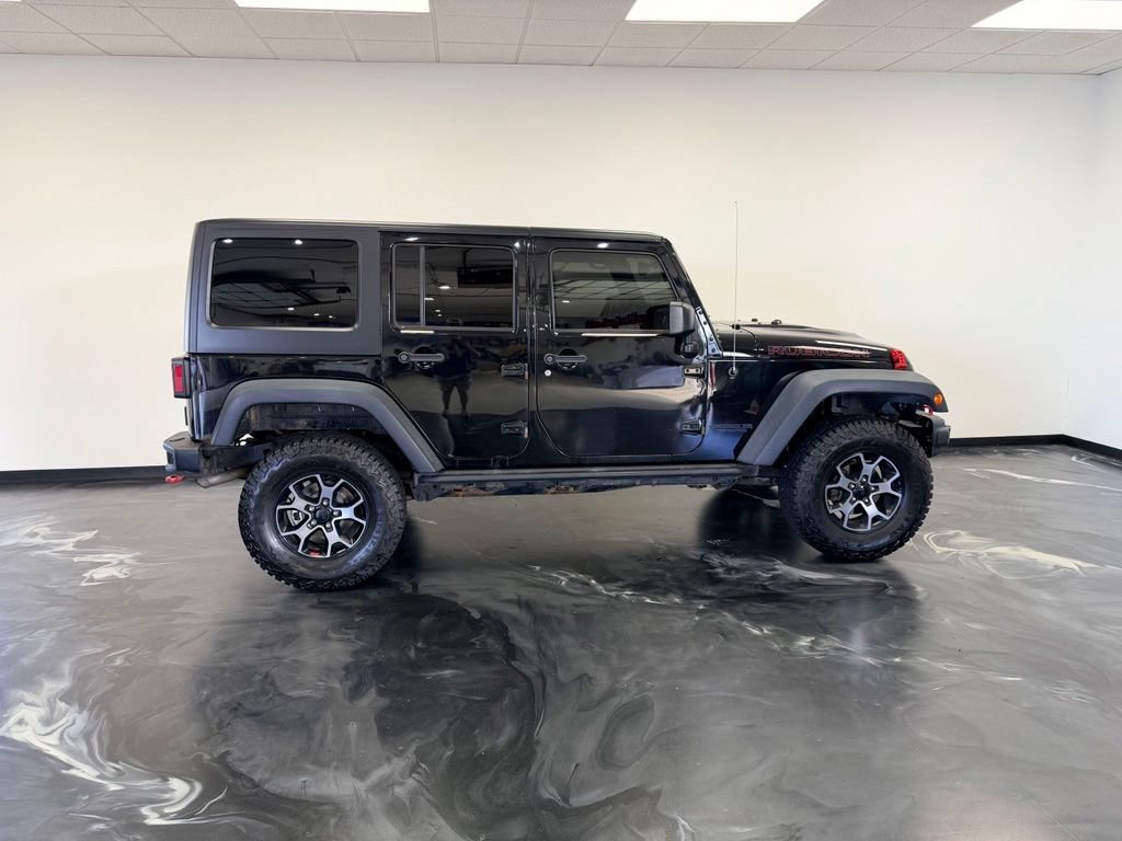 Used 2016 Jeep Wrangler Unlimited Rubicon w/ Dual Top Group AWD/4WD image 21