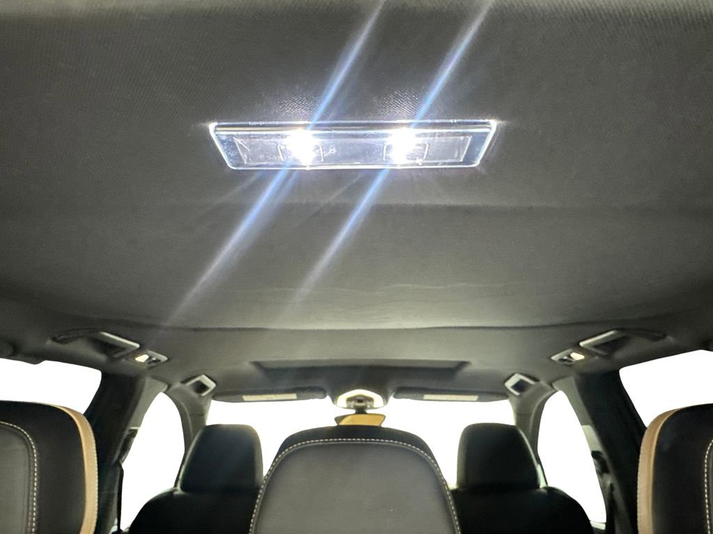 Used 2016 Porsche Cayenne image 71