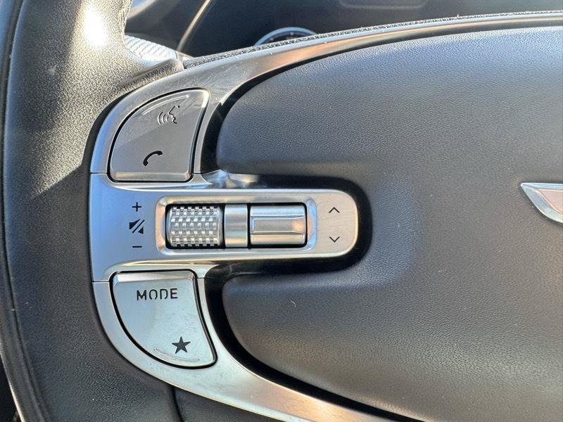 Used 2022 Genesis GV80 3.5T w/ Prestige Package 07 AWD/4WD image 21