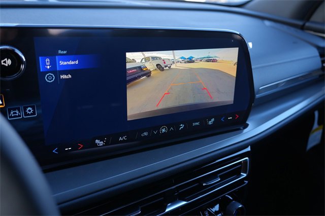 New 2026 Chevrolet Traverse LT w/ Midnight/Sport Edition image 24