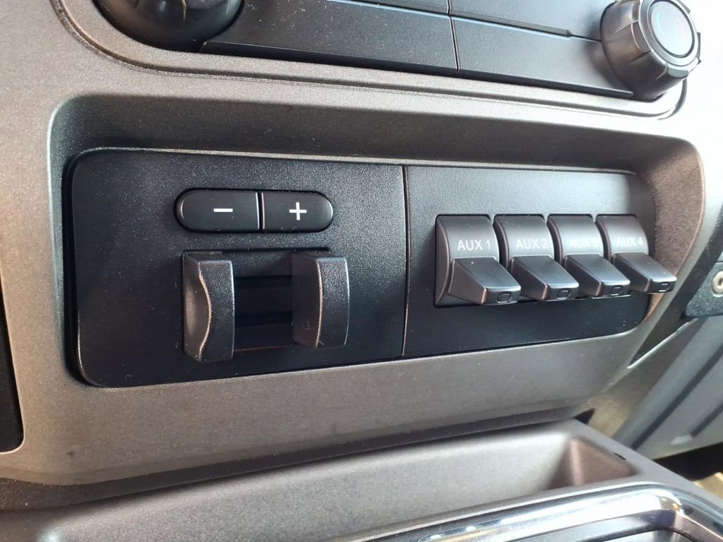 Used 2012 Ford F250 XLT w/ XLT Premium Pkg image 14