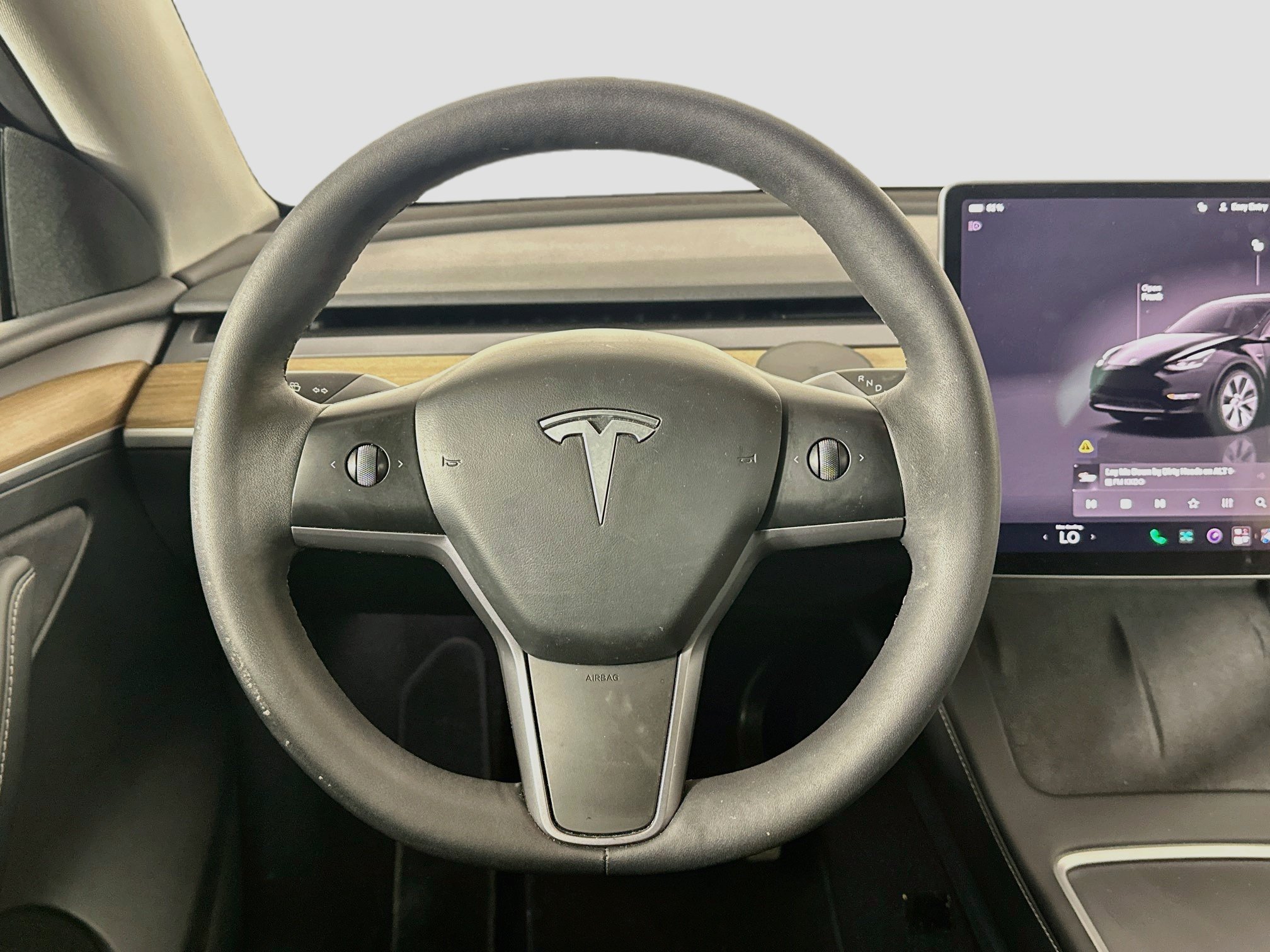 Used 2024 Tesla Model Y Long Range AWD/4WD image 17