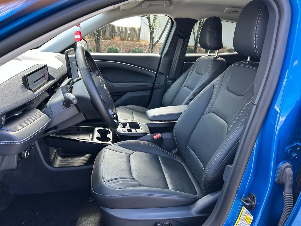 Used 2025 Ford Mustang Mach-E Premium image 11