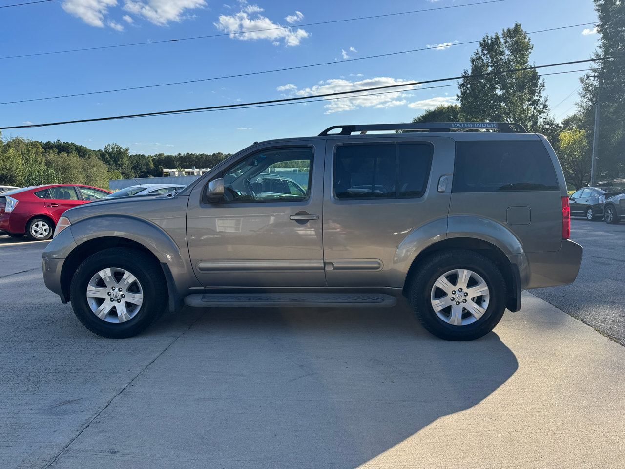 Used 2006 Nissan Pathfinder LE image 9